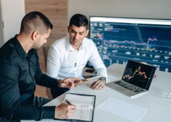 Reasons Why You Should Hire A London SEO Company This Year