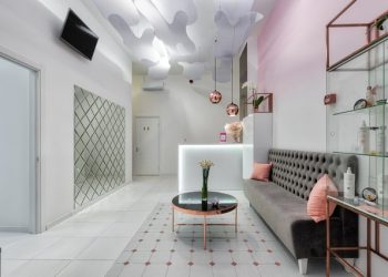 Reasons to install glass partitioning in your workspace