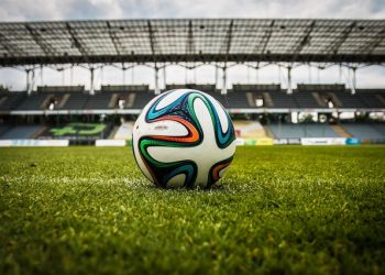 How can you win cash betting on football?