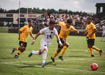 Football Betting Tips to Consider Before You Bet