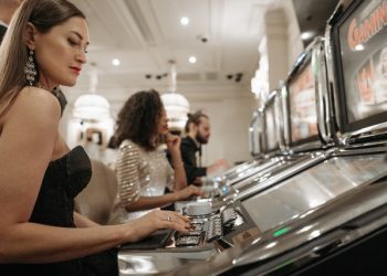 How to play slots online for real money