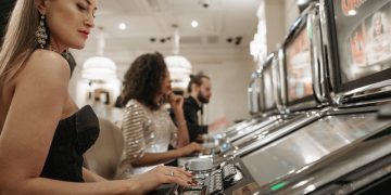 How to play slots online for real money