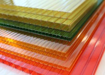 Requirements for cutting polycarbonate