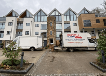 Why Hire a Removals Company in Cornwall?