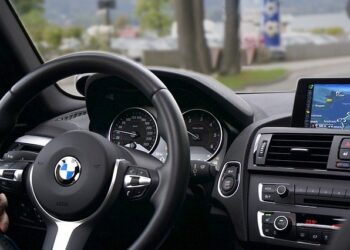 Can Car Trackers Help Lower Insurance Premiums?