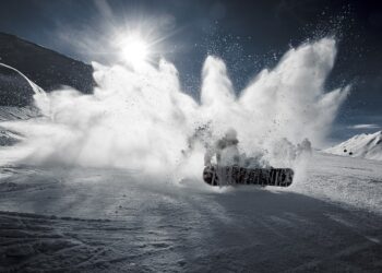 10 Questions Answered for Your First Time Snowboarding