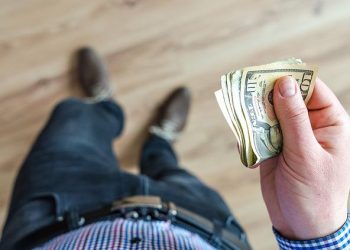 What to do when experiencing bad debt in London?