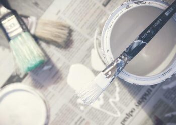 Advantages of Working with a Professional Painting and Decorating Service in Belfast