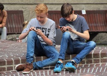 iOS or Android For Mobile Gaming?