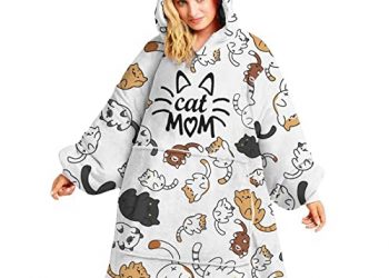 8 Blankets With Sleeves To Keep You Warm And Cosy