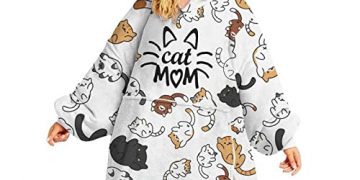8 Blankets With Sleeves To Keep You Warm And Cosy