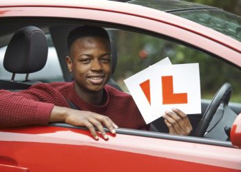 Benefits of Getting Yourself into an Oxford Driving School