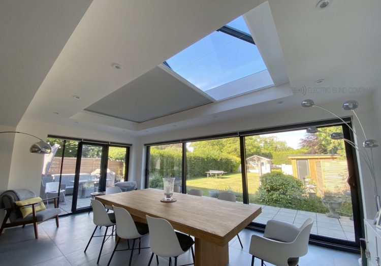 How do Roof Blinds Work?