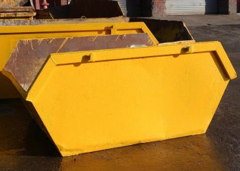 What Are the Benefits of Hiring a Blackpool Skip?