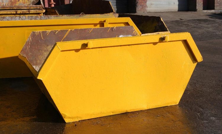What Are the Benefits of Hiring a Blackpool Skip?