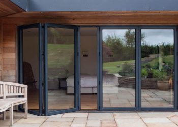 Your Complete Buyer’s Guide to Choosing Bifold Doors