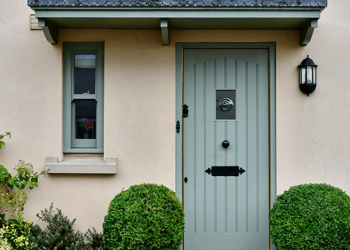 Advantages of Having a Wooden Door