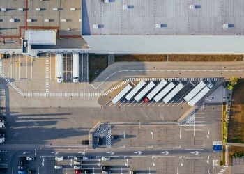 Full Truckload Shipping: What You Should Know