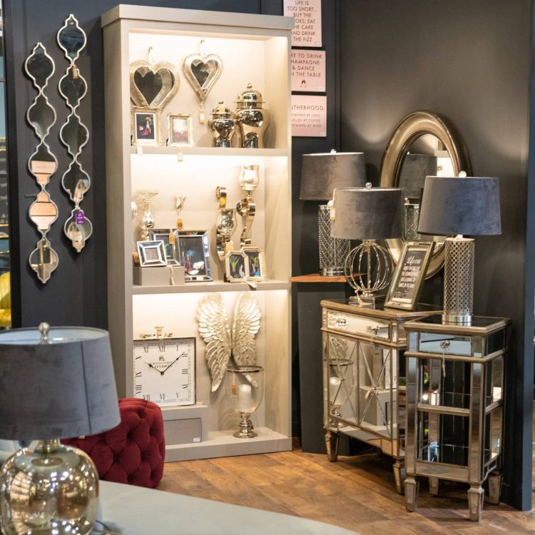 Advantages Of Minimalist Home Furnishings