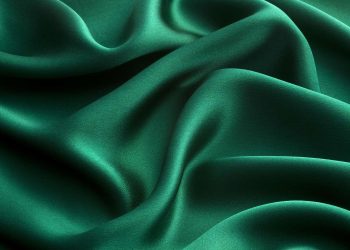 Advantages of Silk For Skin & Hair