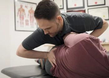 What is a Chiropractor?