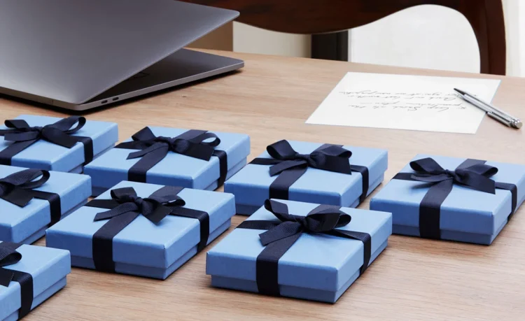 Ways Corporate Gifts Can Help Your Business Grow