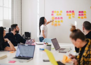 5 Advantages of Hiring a Hertfordshire Creative Agency