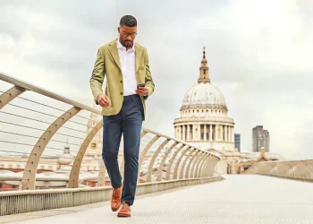 How to Shop for Men’s Clothes
