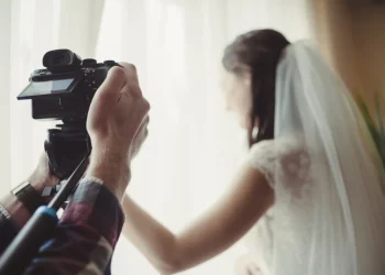 Capturing Every Moment: What to Expect When Using a Wedding Videographer in Oxford