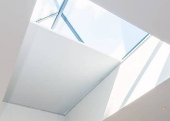 Maximizing Comfort and Energy Efficiency with Roof Blinds
