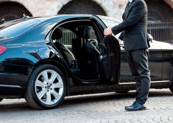 How to Choose the Right Professional Airport Transfer Service for You