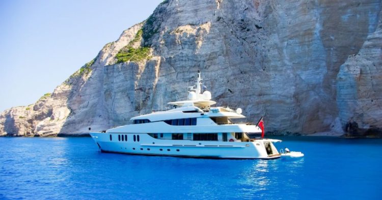 The Ultimate Guide to Yacht Rental in Greece