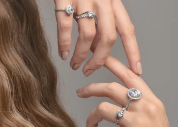 How to Shop for Engagement Rings
