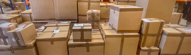 Customization and Quality: How Top Giftware Manufacturers Stand Out