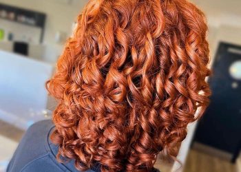 What to Expect at Your First Curly Hair Specialist Appointment