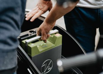 LiFePO4 Batteries for Energy Storage: The Perfect Solution for a Sustainable Future