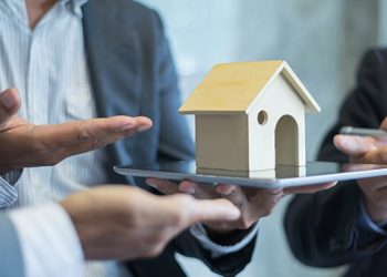 Minimizing Stress During a Home Sale: Tips for a Smooth Transaction