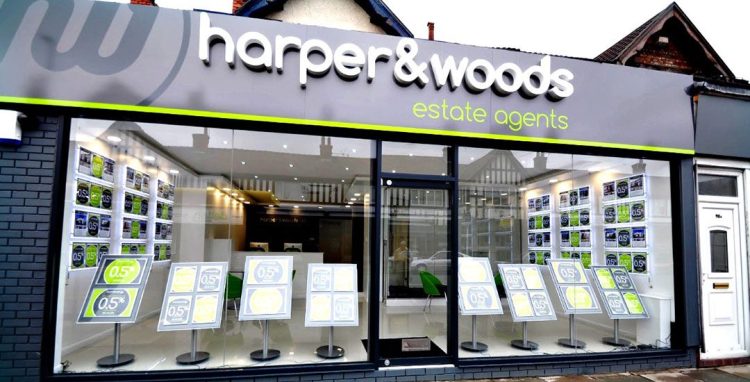 Why Use a Professional Shopfront Company?