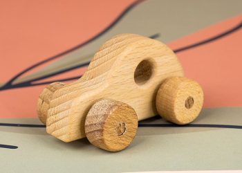 Wooden Toys and Sensory Development: Why Children Benefit from Tactile Play