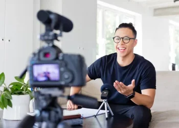Behind the Scenes of Social Media Success: The Role of Influencer Management Agencies in Modern Branding