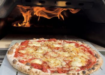 Pizzas for Weddings – An Emerging Catering Trend
