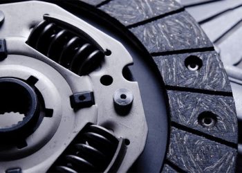 From Your Driveway to the Office: The Flexibility of Mobile Clutch Repairs