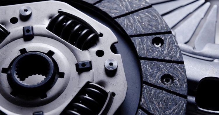 From Your Driveway to the Office: The Flexibility of Mobile Clutch Repairs