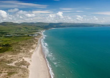 A Welsh Paradise: Unveiling the Enchanting Cardigan Bay