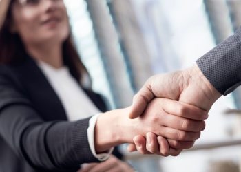 How to Build an Irresistible Employer Brand That Will Draw High-Caliber Candidates for CEO Roles