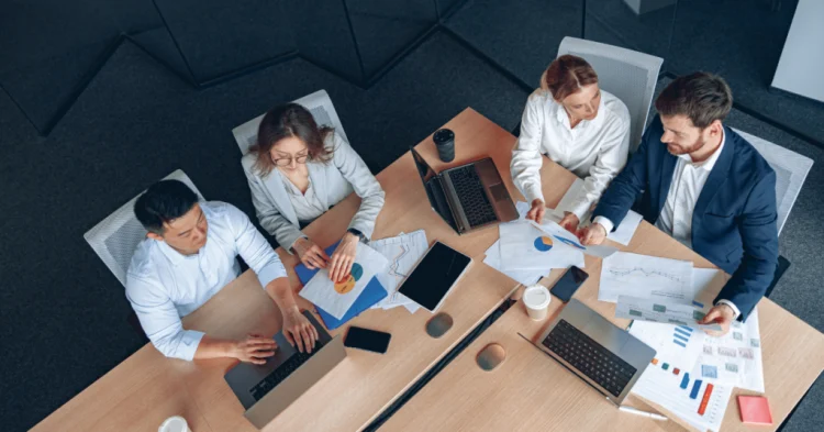 Cut Through the Noise: How Hiring a Reliable Marketing Agency Can Help You Stand Out in Today’s Competitive Marketplace