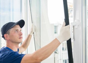 When to Consider Double Glazing Repairs for Your Windows