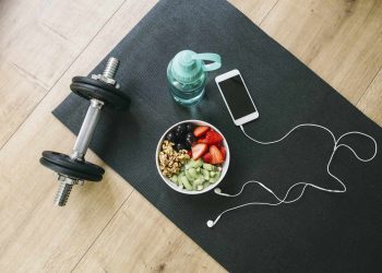 Hydration Hero: Why Water is Essential for Sports Nutrition Success