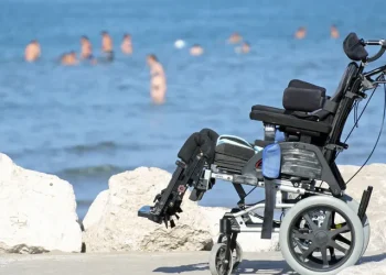 Electric Wheelchair Rental: A Cost-Effective Solution for Temporary Mobility Needs