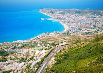 Navigating Part Load Removals to Spain: A Cost-Effective and Efficient Solution for Your International Move
